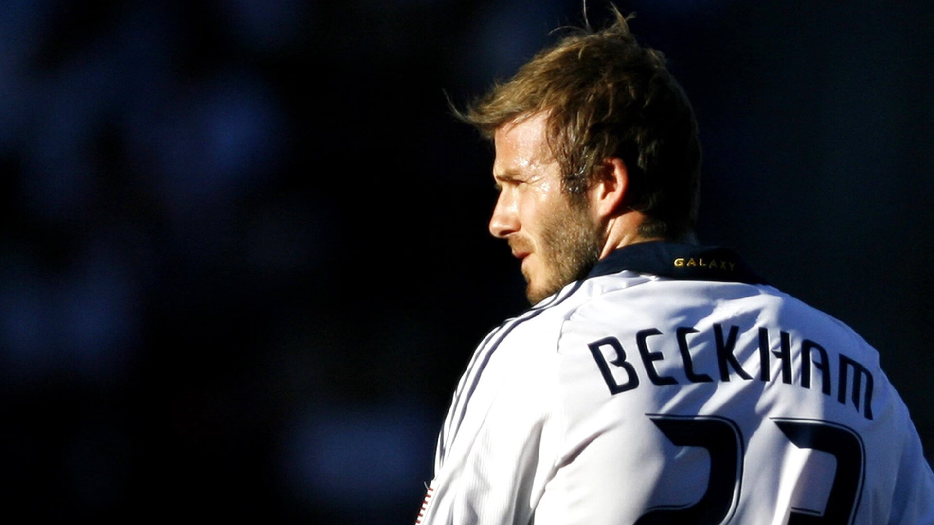 沃尔夫斯堡高位组织打乱对方节奏布局，沃尔夫斯堡队