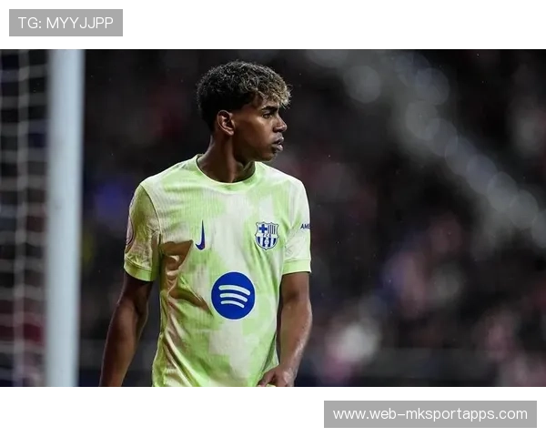 巴萨伤员亚马尔耻骨痛受关注，医疗组紧急介入